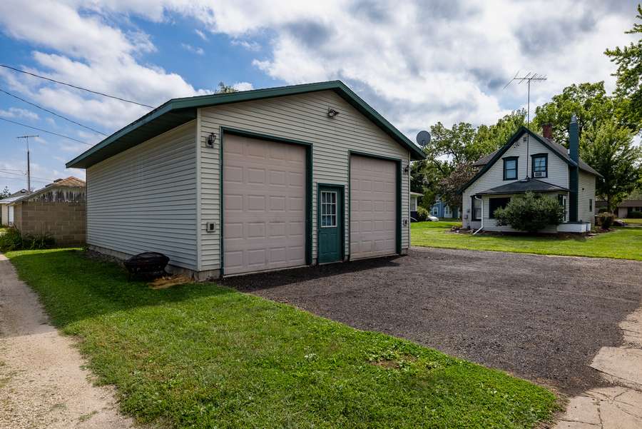 320 North Prairie St Lake City, MN Wabasha County